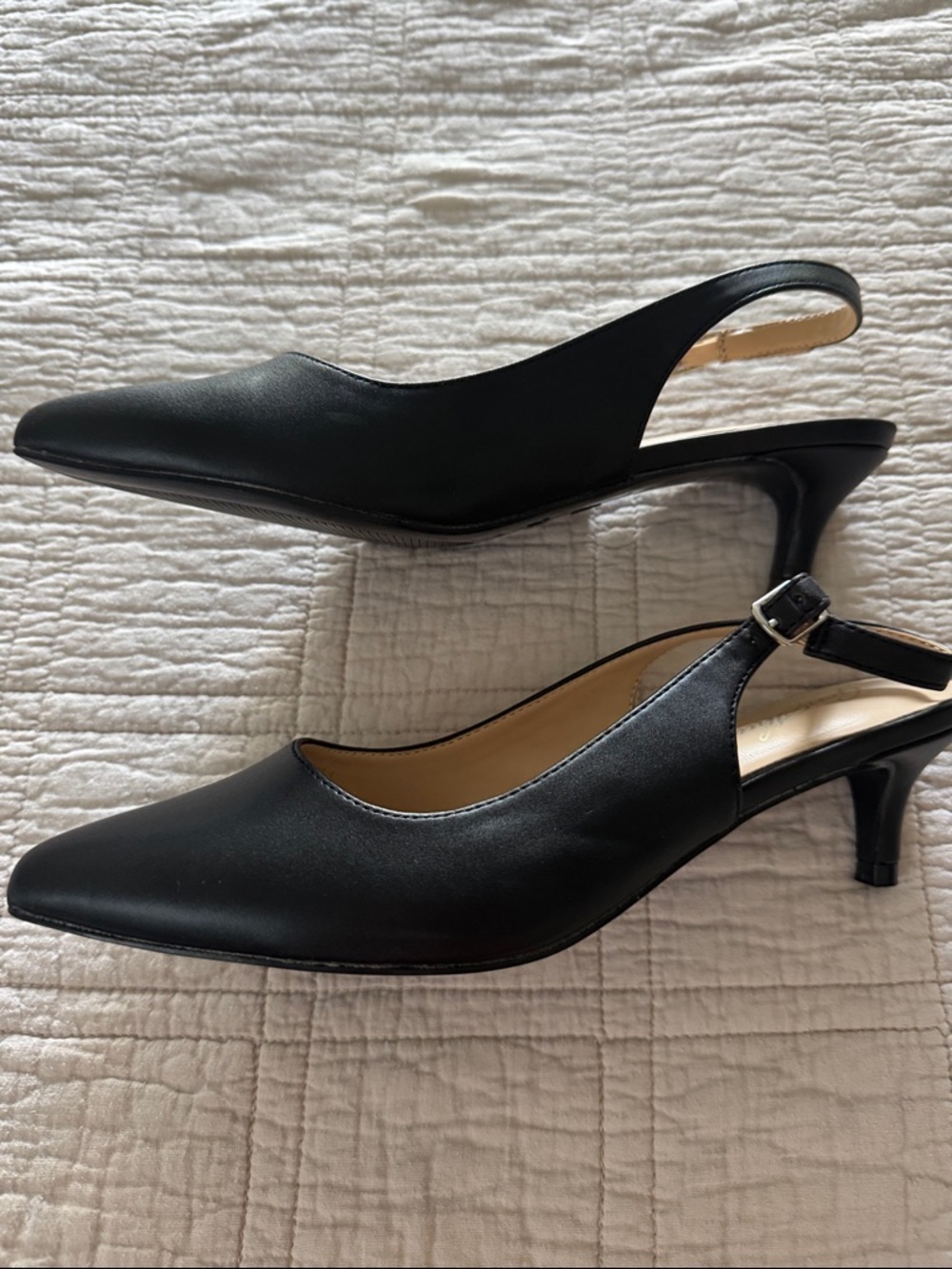 Black Pointed-Toe Kitten Heels - Picture 7 of 7